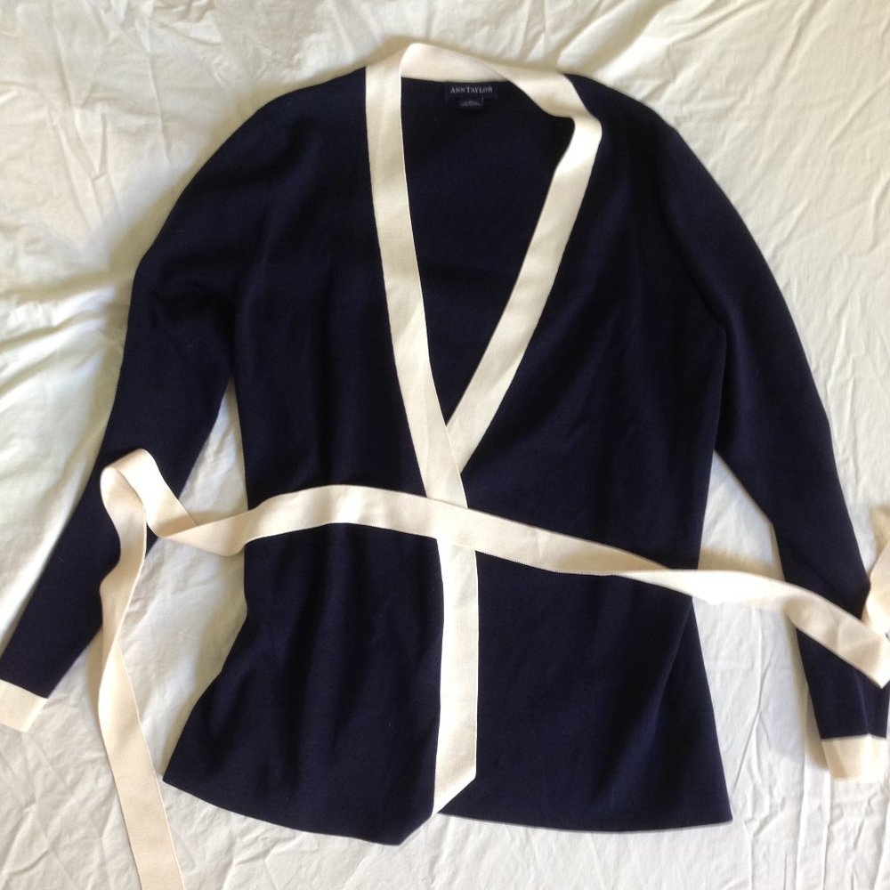 Woman's Ann Taylor , Top/Dress , Blue white ,used